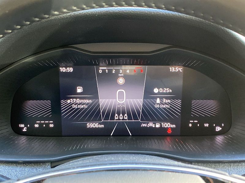 Škoda Kamiq (2025) 1.0 TSI Selection - fotka 7 z 32