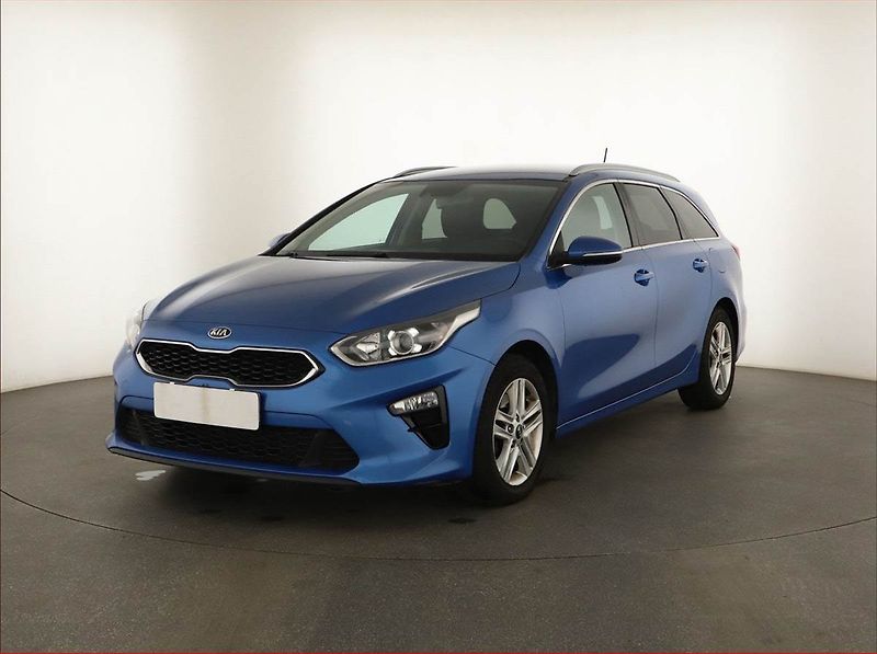 Kia Ceed (2019) 1.6 CRDi, Tempomat - fotka 2 z 13