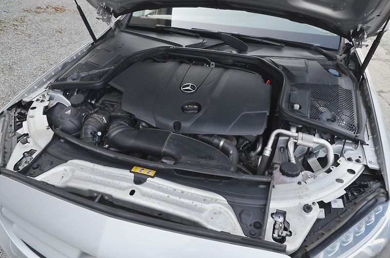 Mercedes-Benz Třídy C (2017) C 200d // REZERVOVÁNO // - fotka 37 z 37