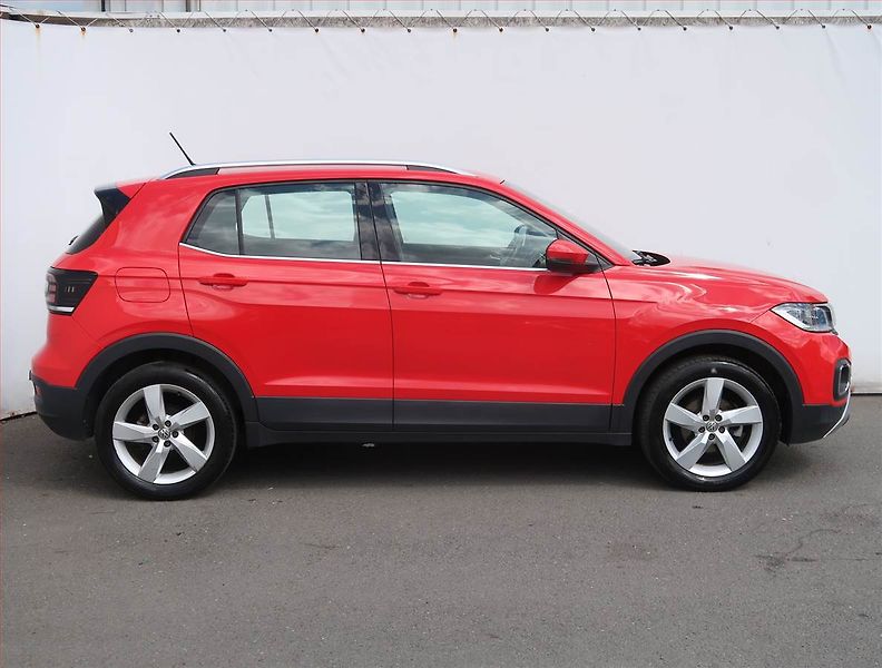 Volkswagen T-Cross (2019) 1.0 TSI, Serv.kniha, Tempomat - fotka 6 z 19