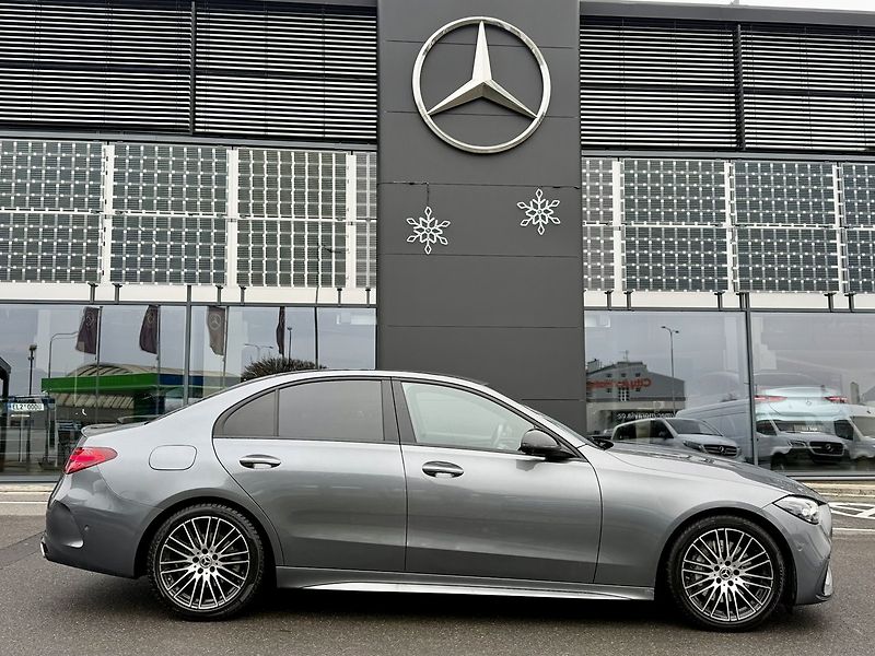 Mercedes-Benz Třídy C (2024) 300 4MATIC - fotka 9 z 41