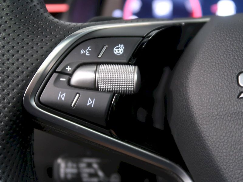 Škoda Scala (2025) MONTE CARLO 1.5TSI 110KW DSG - fotka 20 z 40
