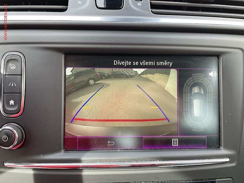 Renault Kadjar (2018) 1.6 DiG-T, BOSE, LED, navi - fotka 13 z 21
