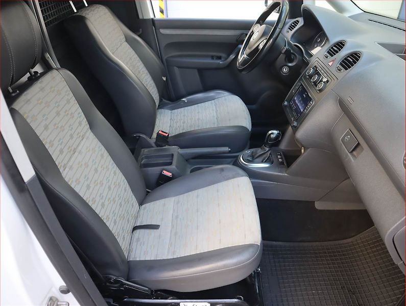 Volkswagen Caddy (2013) 1.6 TDI - fotka 7 z 16