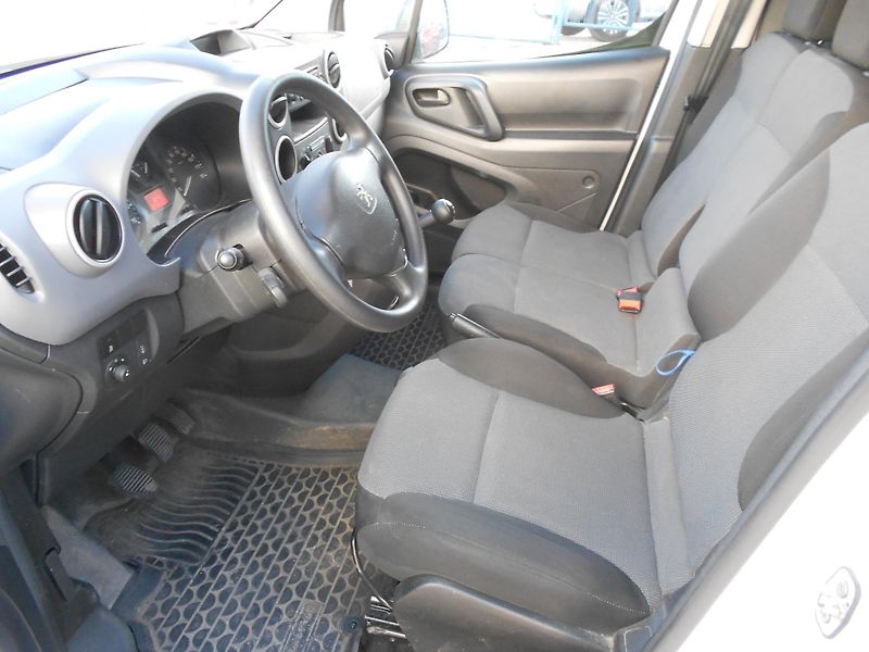 Peugeot Partner (2018) 1.6HDi, DPH, 1.maj, CZ, tažné - fotka 5 z 11