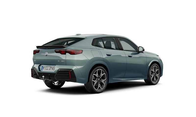 BMW X2 sDrive 20i - fotka 10 z 12