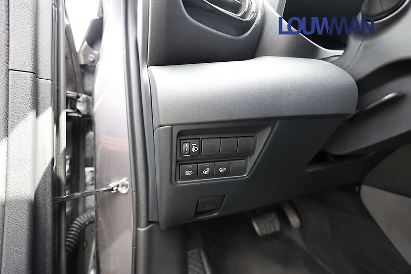 Toyota Yaris Cross AT ADVENTURE AWD-i - fotka 6 z 19
