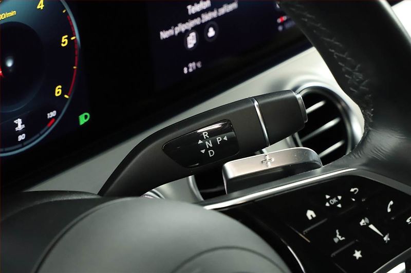 Mercedes-Benz Třídy E (2020) AMG Paket E 220 d 4MATIC - fotka 10 z 21