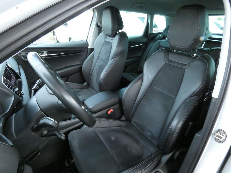 Škoda Karoq 4x4 StylePlus 2.0 TDI /110kW 6 - fotka 17 z 29