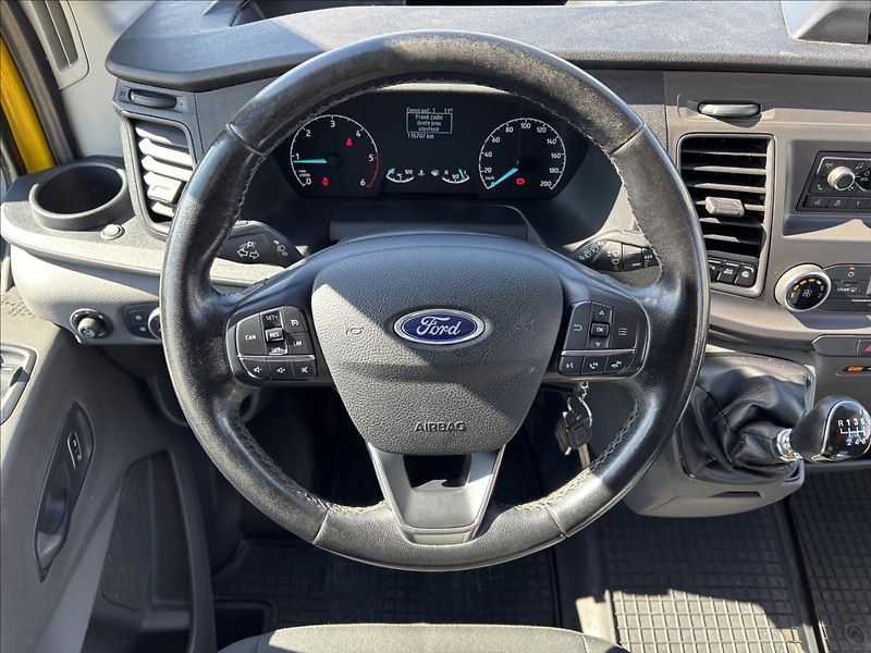 Ford Transit 2,0 EcoBlue Mhev 96kW K.Van L2 - fotka 15 z 33