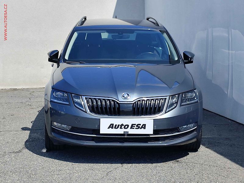 Škoda Octavia (2017) 2.0TDi, LED, navi - fotka 2 z 25