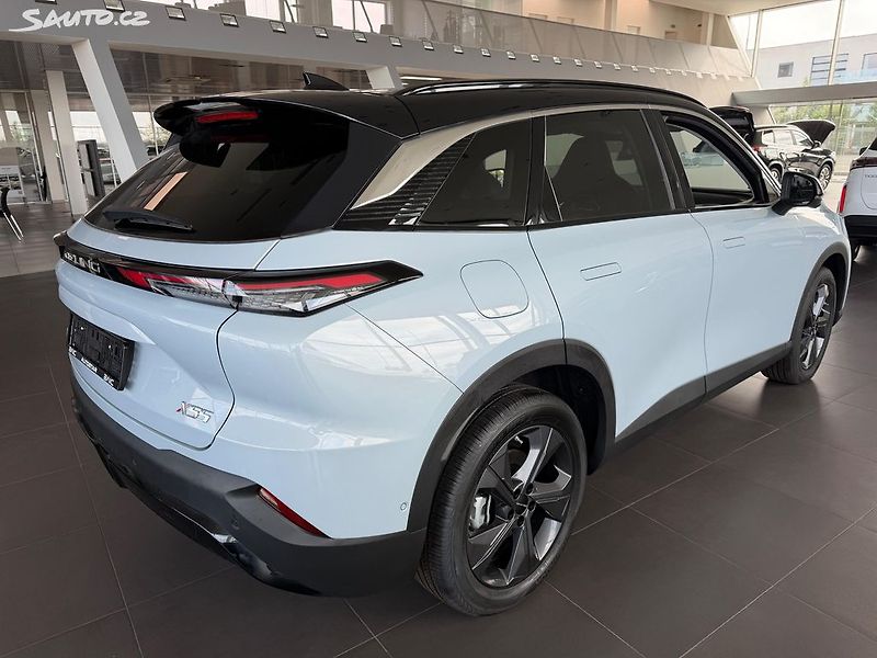BAIC X55 (2025) ALL IN 130 kW Panorama DCT - fotka 7 z 26