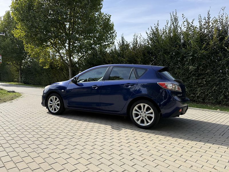 Mazda 3 1.6 Active Plus - fotka 6 z 31