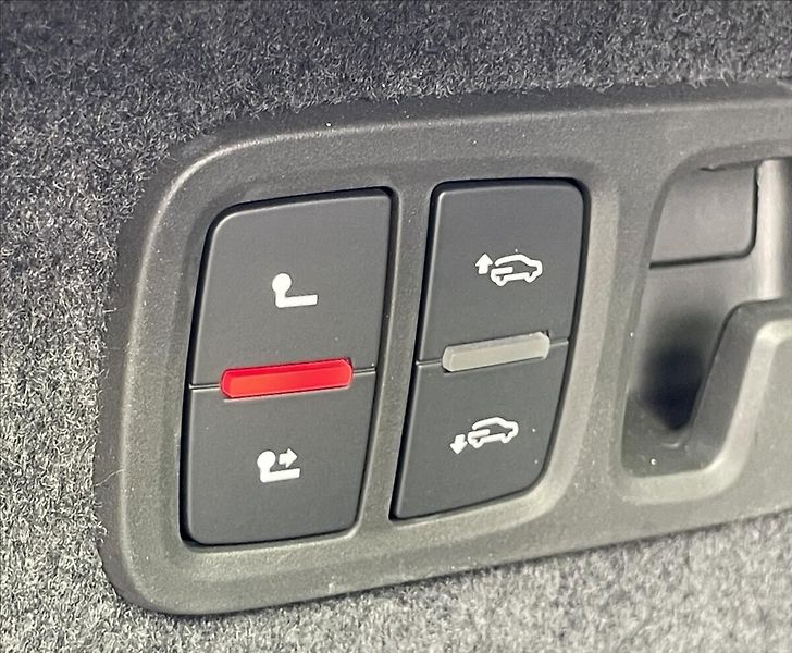 Audi Q8 3,0 TDi 50 S-line Individual - fotka 35 z 35