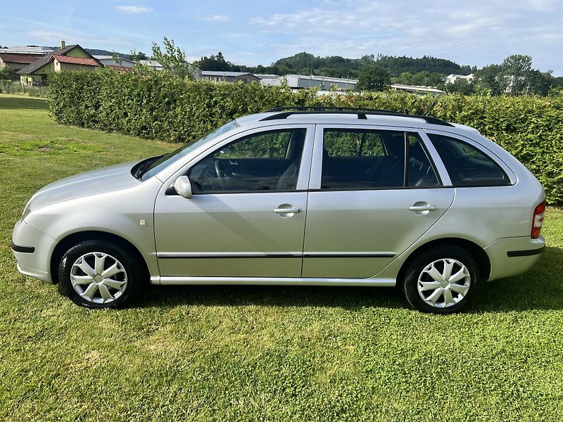 Škoda Fabia 1.4 59KW,TZ,KLIMA,TEMPOMAT,ESP - fotka 4 z 45