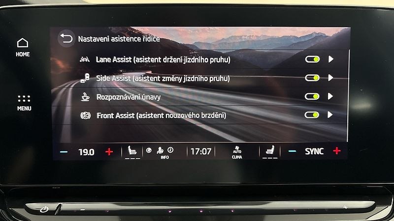 Škoda Octavia 1.0 TSI Style - fotka 23 z 25