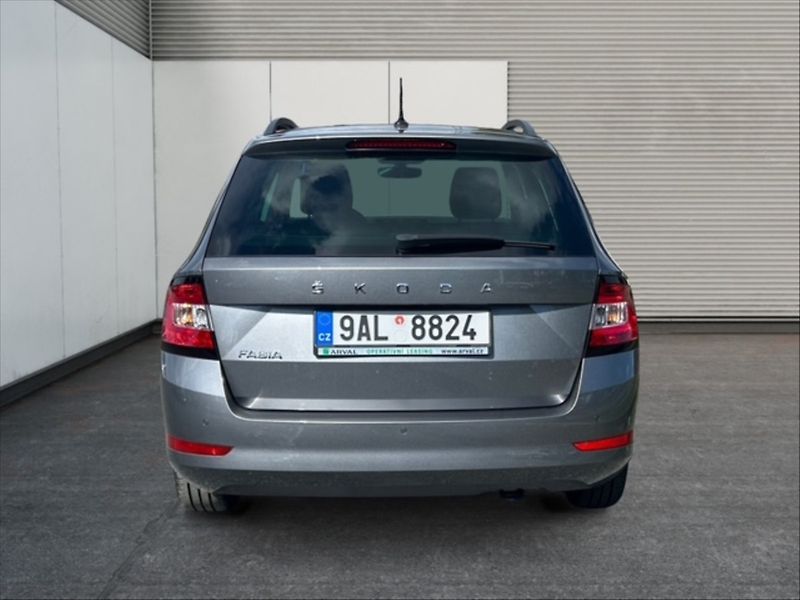 Škoda Fabia 1,0 TSI 70 Ambition - fotka 5 z 11