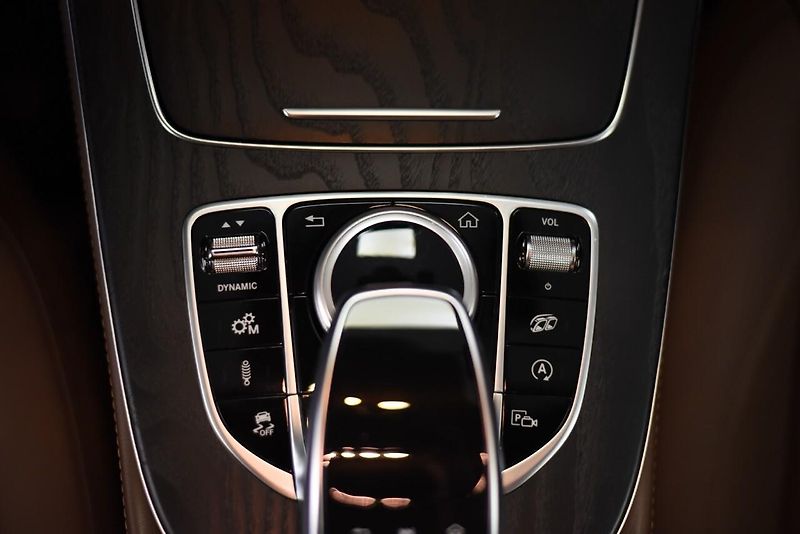 Mercedes-Benz Třídy E E53 AMG - fotka 10 z 22