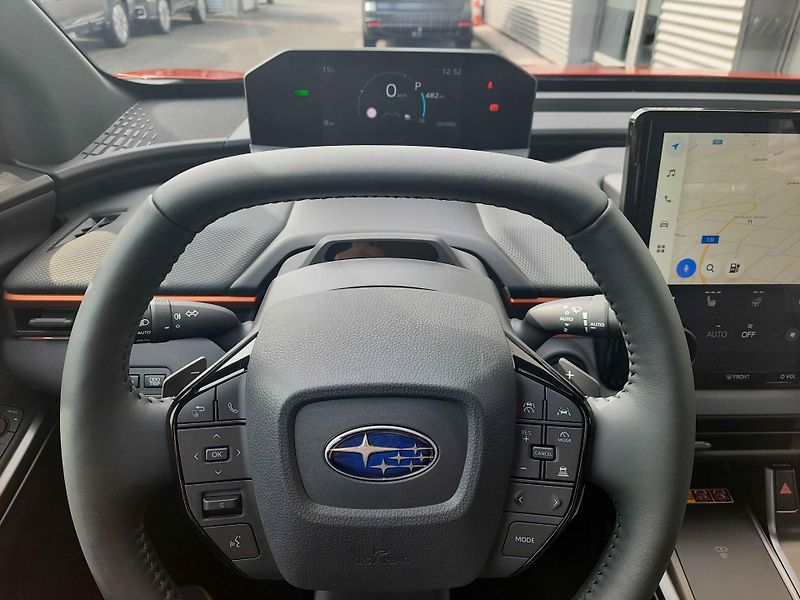 Subaru Uncharted (2026) Executive 77 kWh AWD 252 kW - fotka 14 z 55