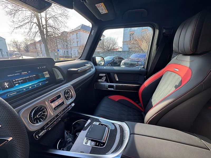 Mercedes-Benz Třídy G (2026) G63 AMG - fotka 12 z 27