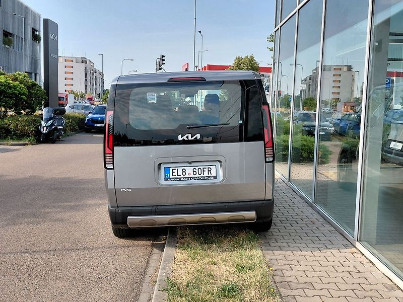 Kia PV5 Elite elektromotor 120kW - fotka 7 z 12