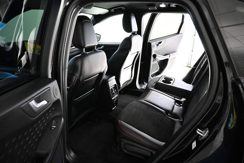 Ford Kuga (2020) 2.5 ST-LINE X LED ACC VIRTUAL - fotka 8 z 39