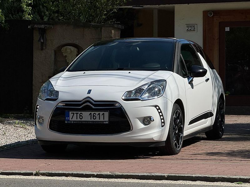 Citroën DS3 1.6HDi 82kW ČR KŮŽE NOVÁ STK  - fotka 3 z 21