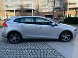 Volvo V40 2.0i MANUÁL KAMERA SERVISKA - náhled 10