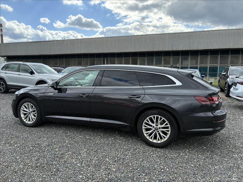 Volkswagen Arteon 2,0 TDI,TAŽNÉ,KEYLESS,CAR PLAY - fotka 3 z 25