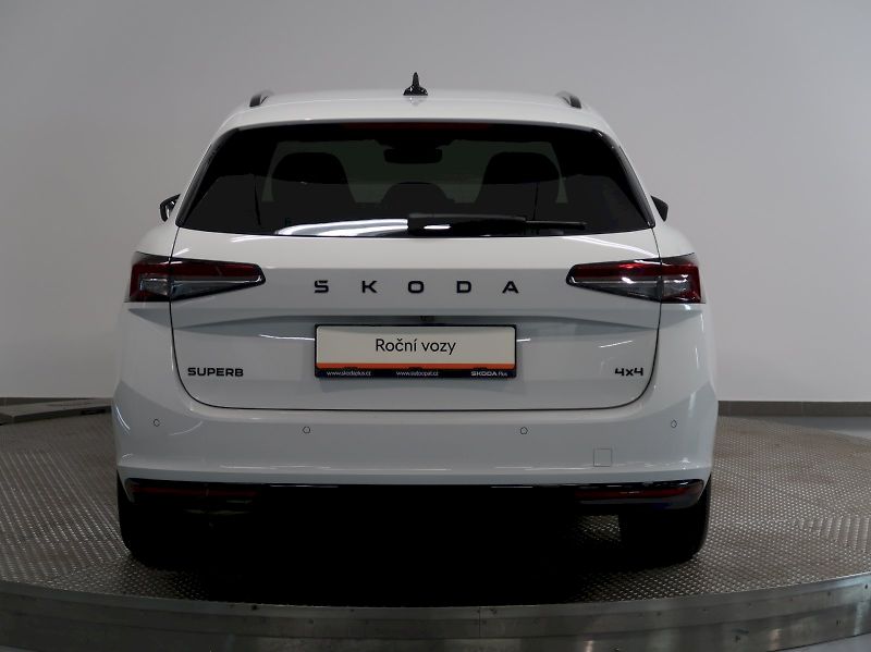 Škoda Superb (2026) SPORTLINE 2.0TDI 142KW 4x4 DSG - fotka 9 z 49