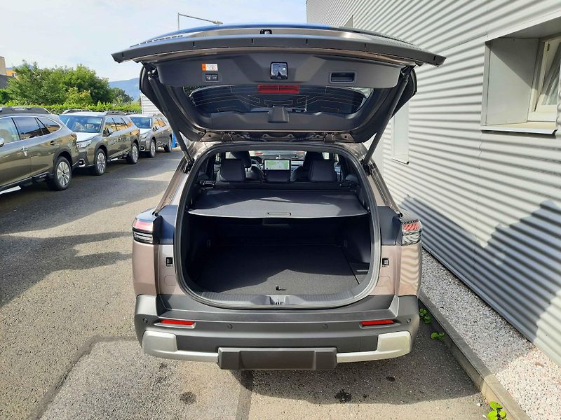 Subaru E-Outback (2026) Executive 75 kWh AWD 280 kW - fotka 27 z 52