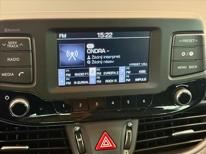 Hyundai i30 1,4 TGDI COMFORT - fotka 8 z 15