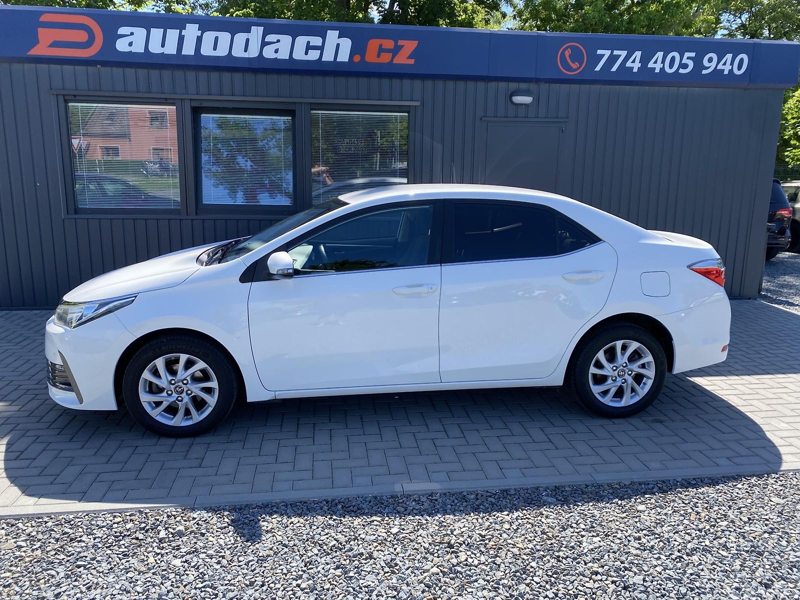 Toyota Corolla 1.6i 97kW- 1xMAJ.-ČR-75 000KM