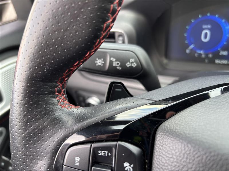 Ford Explorer 3,0 PHEV 336kW ST-Line AWD DPH - fotka 34 z 52