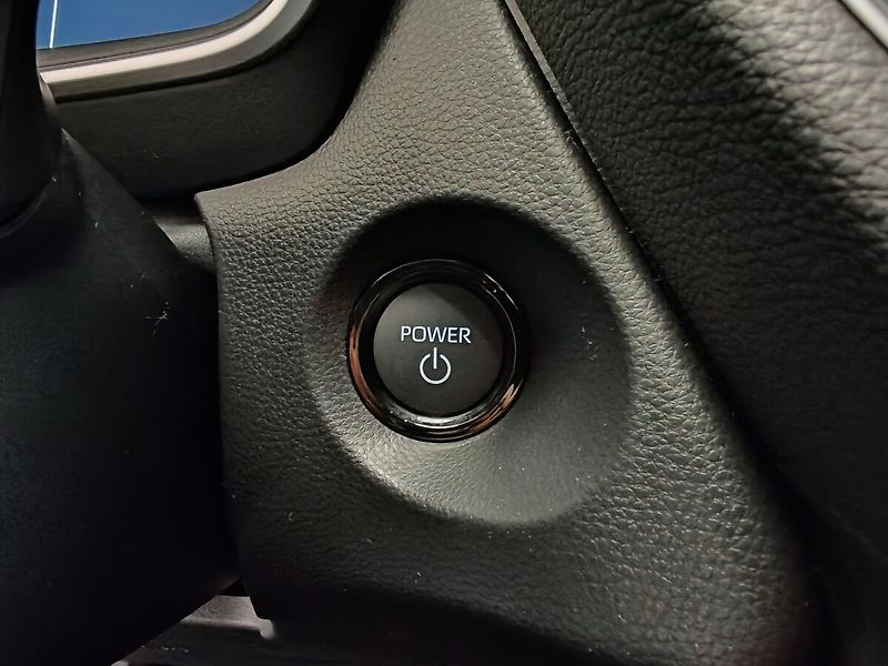 Toyota Corolla Cross 2.0 Hybrid Style Tech - fotka 12 z 19