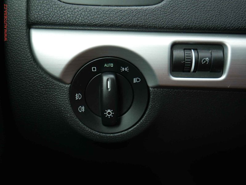 Škoda Yeti (2015) 2.0 TDI, 2.maj,ČR, DSG - fotka 20 z 22