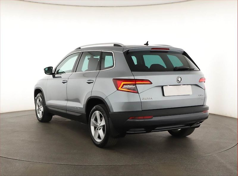 Škoda Karoq (2019) 2.0 TDI, 4X4, Automat, Navi - fotka 4 z 22