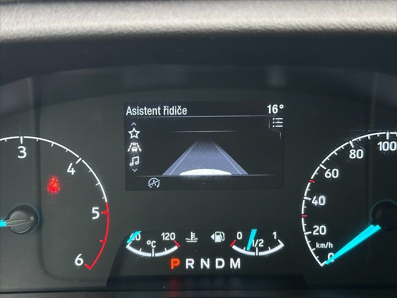 Ford Tourneo 2,0 TDCi 136kW 8MÍST AUTOMAT - fotka 40 z 48