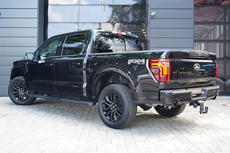 Ford F-150 (2026) Lariat 5,0 298 kW - fotka 10 z 56