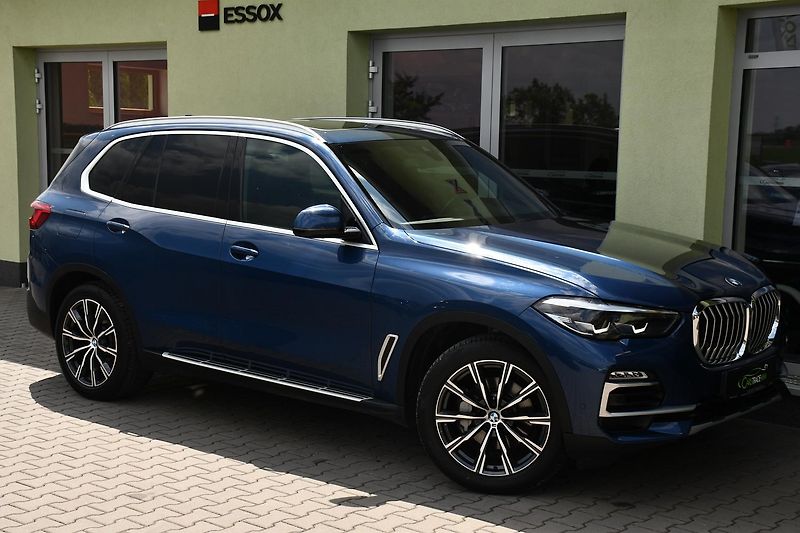 BMW X5 xDrive30d PANO TAŽNÉ 2XALU - fotka 2 z 42