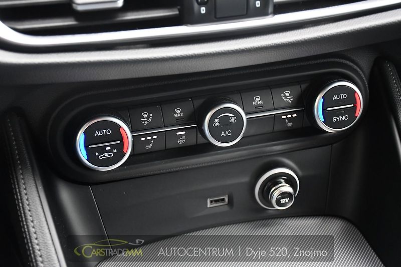 Alfa Romeo Stelvio 2.2 Diesel 16V 154kW ZADÁNO - fotka 33 z 54