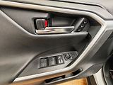Toyota RAV4 Executiv, 4x4, Hybrid - náhled 20