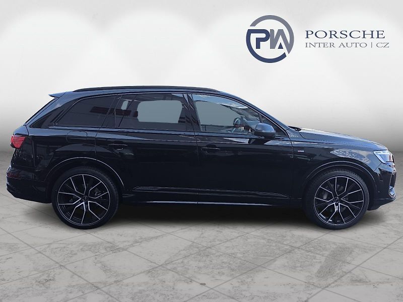 Audi Q7 3.0 TDi S-Line - fotka 22 z 23