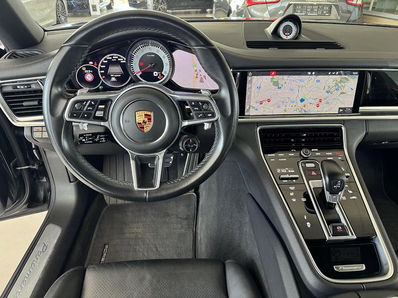 Porsche Panamera 4S 324kW*Chrono*REZERVACE! - fotka 12 z 39