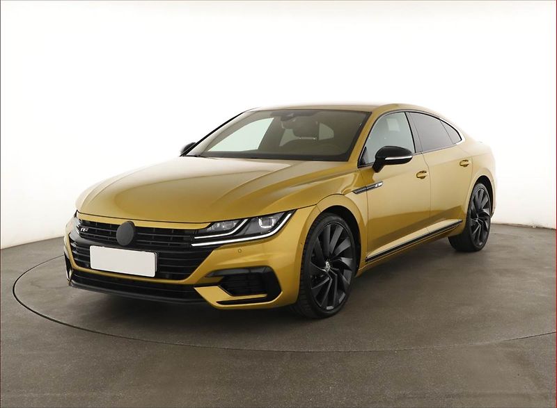 Volkswagen Arteon (2018) 2.0 TDI 4Motion - fotka 2 z 20