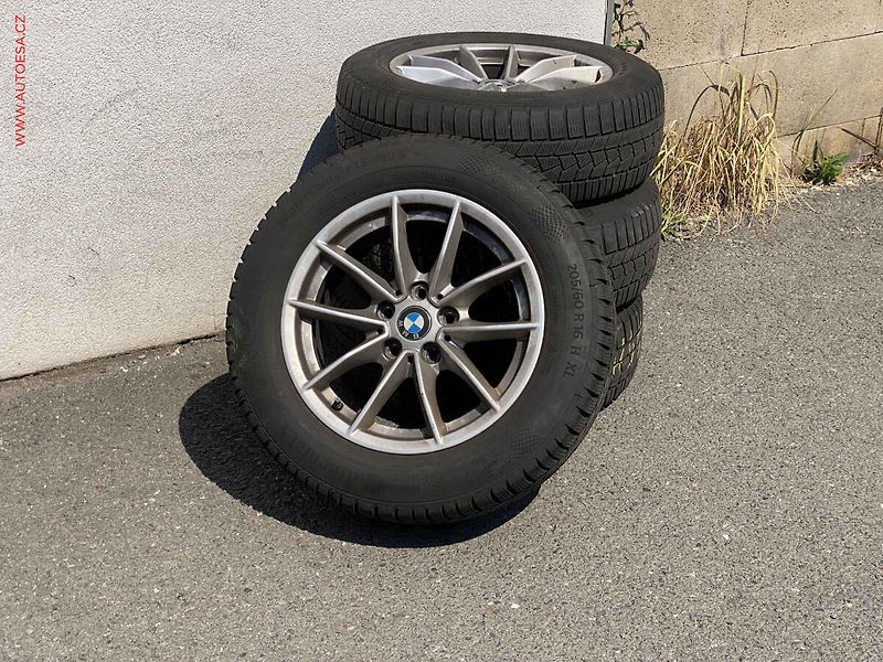 BMW Řada 3 (2022) 2.0d 318d, Sport, AT, LED, - fotka 22 z 22