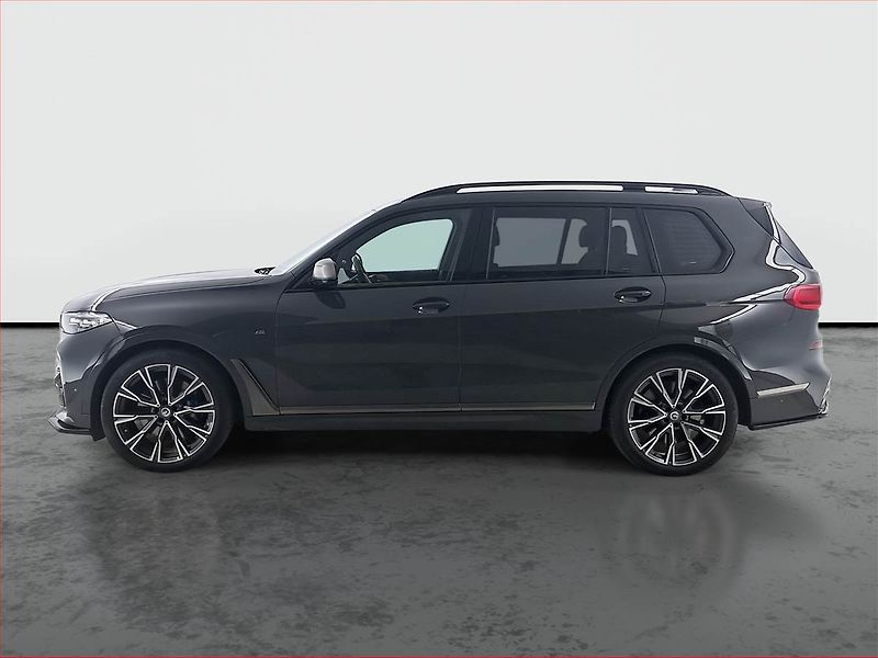 BMW X7 (2022) M50i - fotka 3 z 30