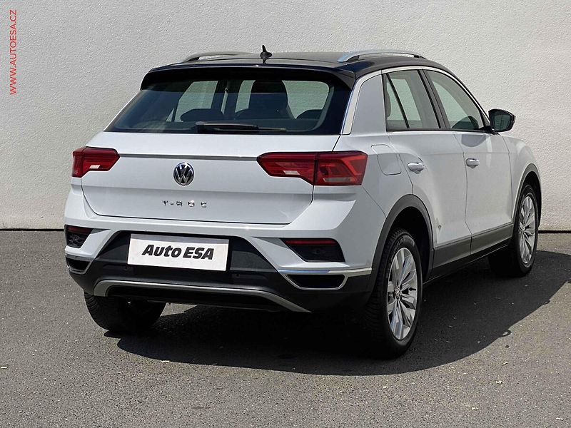 Volkswagen T-Roc (2019) 1.5 TSi, Comfortline, navi - fotka 4 z 18