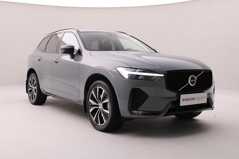 Volvo XC60 B4 AWD DARK PLUS AUT  - fotka 15 z 53