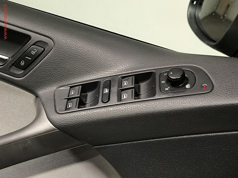 Volkswagen Tiguan (2009) 1.4 TSi 4x4, AT - fotka 17 z 17